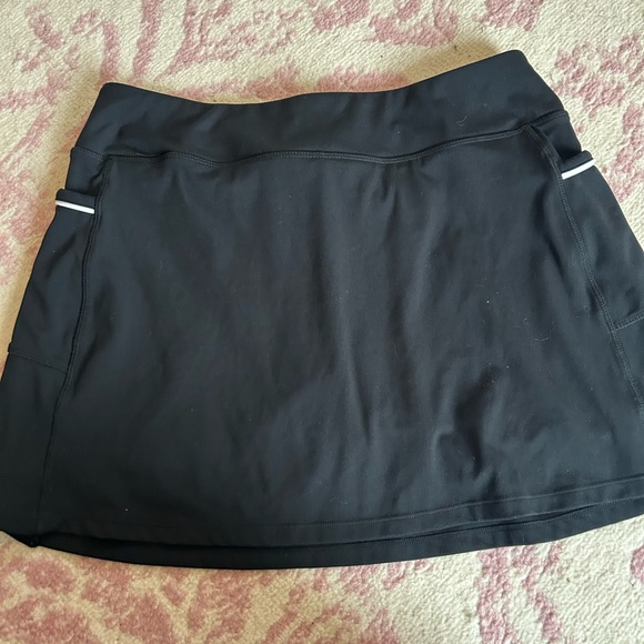 Used Reebok active skort size medium - Picture 1 of 3